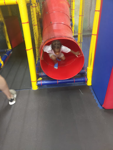 Entertainer «Funtopia USA», reviews and photos, 66-26 Metropolitan Ave, Middle Village, NY 11379, USA