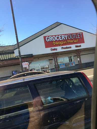 Grocery Store «Grocery Outlet Bargain Market», reviews and photos, 70 N West End Blvd, Quakertown, PA 18951, USA