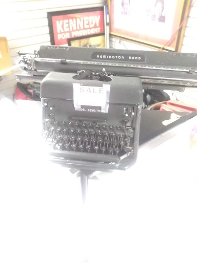 Pawn Shop «VIP Pawn Shop & Guns Orem», reviews and photos, 1015 State St, Orem, UT 84097, USA