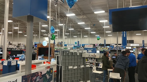 Electronics Store «Best Buy», reviews and photos, 131 Mall Woods Dr, Dayton, OH 45449, USA