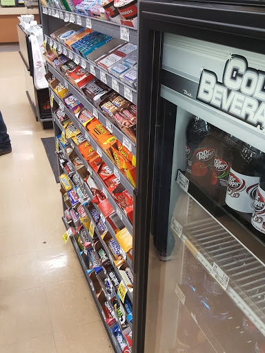 Grocery Store «Schnucks», reviews and photos, 3100 Madison Ave, Granite City, IL 62040, USA