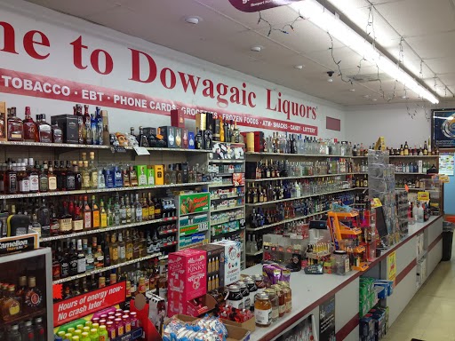 Liquor Store «Dowagiac Liquor», reviews and photos, 901 Spruce St # 4, Dowagiac, MI 49047, USA
