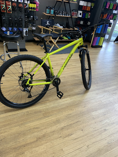 Bicycle Store «Carl Hart Bicycles», reviews and photos, 620 Middle Country Rd, Middle Island, NY 11953, USA