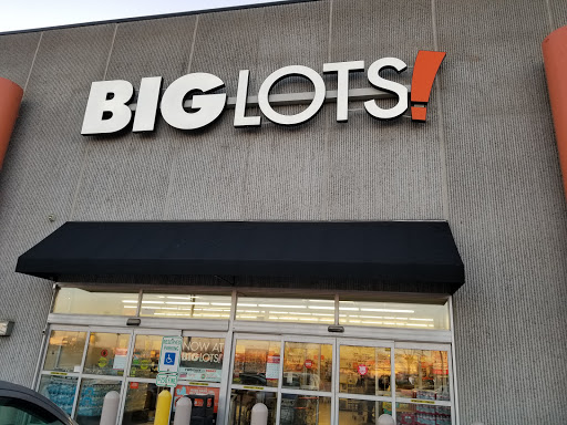 Discount Store «Big Lots», reviews and photos, 1699 River Oaks Dr, Calumet City, IL 60409, USA