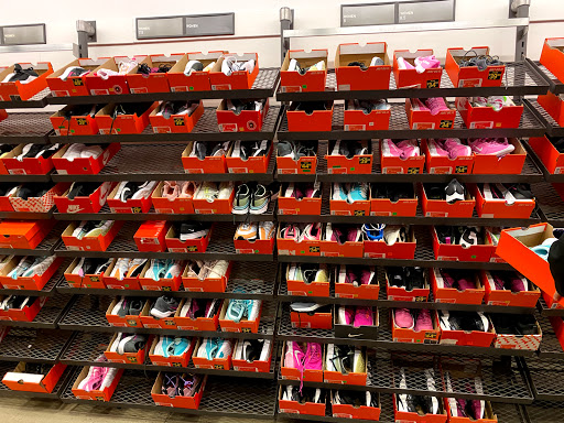 Sporting Goods Store «Nike Factory Store», reviews and photos, 20 Killingworth Tpke #155, Clinton, CT 06413, USA
