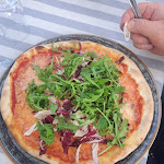 Photo n°3 de l'avis de Claudia.. fait le 18/07/2023 à 13:39 sur le  Pizzeria Giardino à Arona