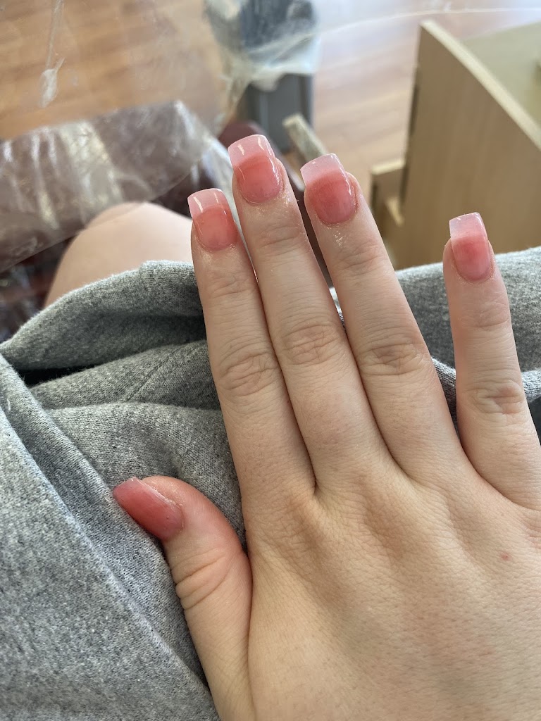 Pink Nail & SPA 88 Riverhead, NY 11901 Services and Reviews