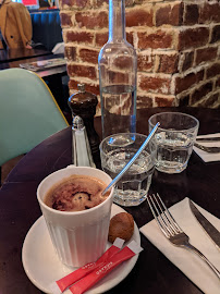 Cappuccino du Restaurant Café Le Quartier Général à Paris - n°3