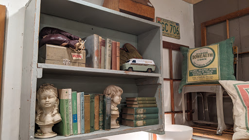 Antique Store «Shop 501 & Company», reviews and photos, 3235 Chaska Blvd, Chaska, MN 55318, USA