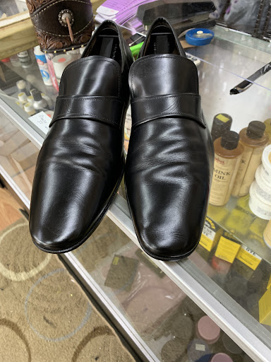 Shoe Store «Briar Vista Shoe Shop», reviews and photos, 2181 Briarcliff Rd NE, Atlanta, GA 30329, USA