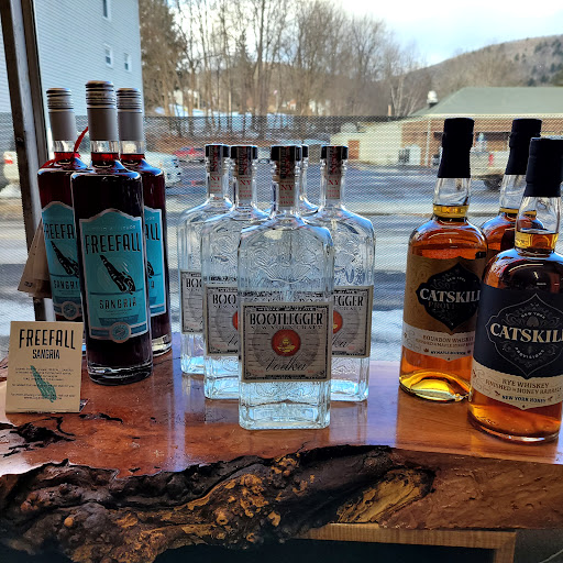 Liquor Store «Hancock Liquor Store Inc», reviews and photos, 27 W Main St, Hancock, NY 13783, USA