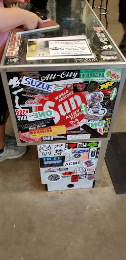 Bicycle Store «Behind Bars Bicycle Shop», reviews and photos, 208 13th Ave NE, Minneapolis, MN 55413, USA