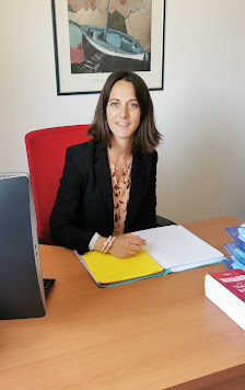 Avocat Aude SIGNORET 2 Av. des Contamines, 74160 Saint-Julien-en-Genevois, France