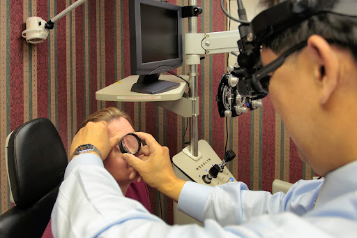 Optometrist «Park Family Eye Care», reviews and photos, 9 S Lincolnway St, North Aurora, IL 60542, USA