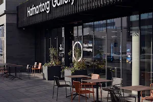 Hafnartorg Gallery food hall image