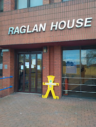 Raglan House