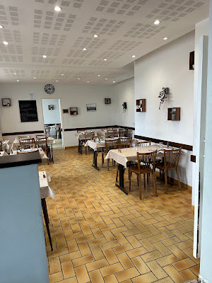 restaurant de la gare à Caulnes