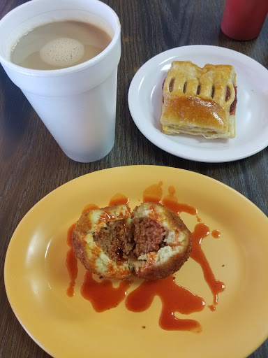 Sandwich Shop «La Ideal Sandwich Shop», reviews and photos, 2924 W Tampa Bay Blvd, Tampa, FL 33607, USA