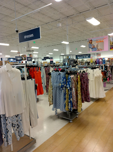 Department Store «Marshalls», reviews and photos, 901 W 136th St, Kansas City, MO 64145, USA