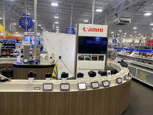 Electronics Store «Best Buy», reviews and photos, 251 Nassau Park Blvd, Princeton, NJ 08540, USA