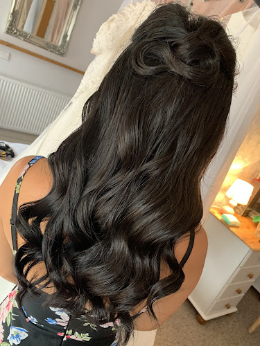Reviews of Oliwia Majcher Hair in Liverpool - Barber shop