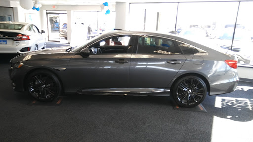 Honda Dealer «Troy Honda», reviews and photos, 1835 Maplelawn Dr, Troy, MI 48084, USA