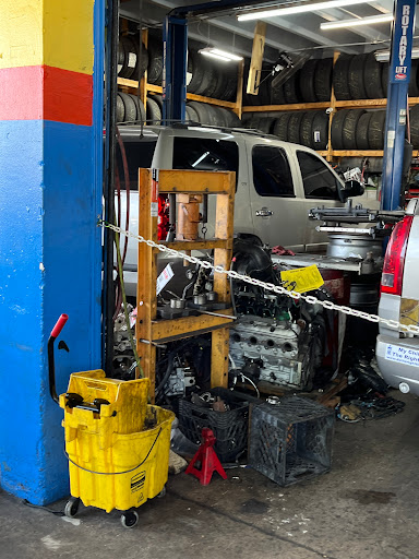 Auto Repair Shop «MAC Auto Repair & Tires», reviews and photos, 19700 NW 2nd Ave, Miami, FL 33169, USA