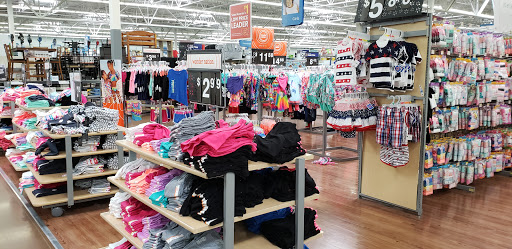 Department Store «Walmart Supercenter», reviews and photos, 4700 135th St, Crestwood, IL 60445, USA