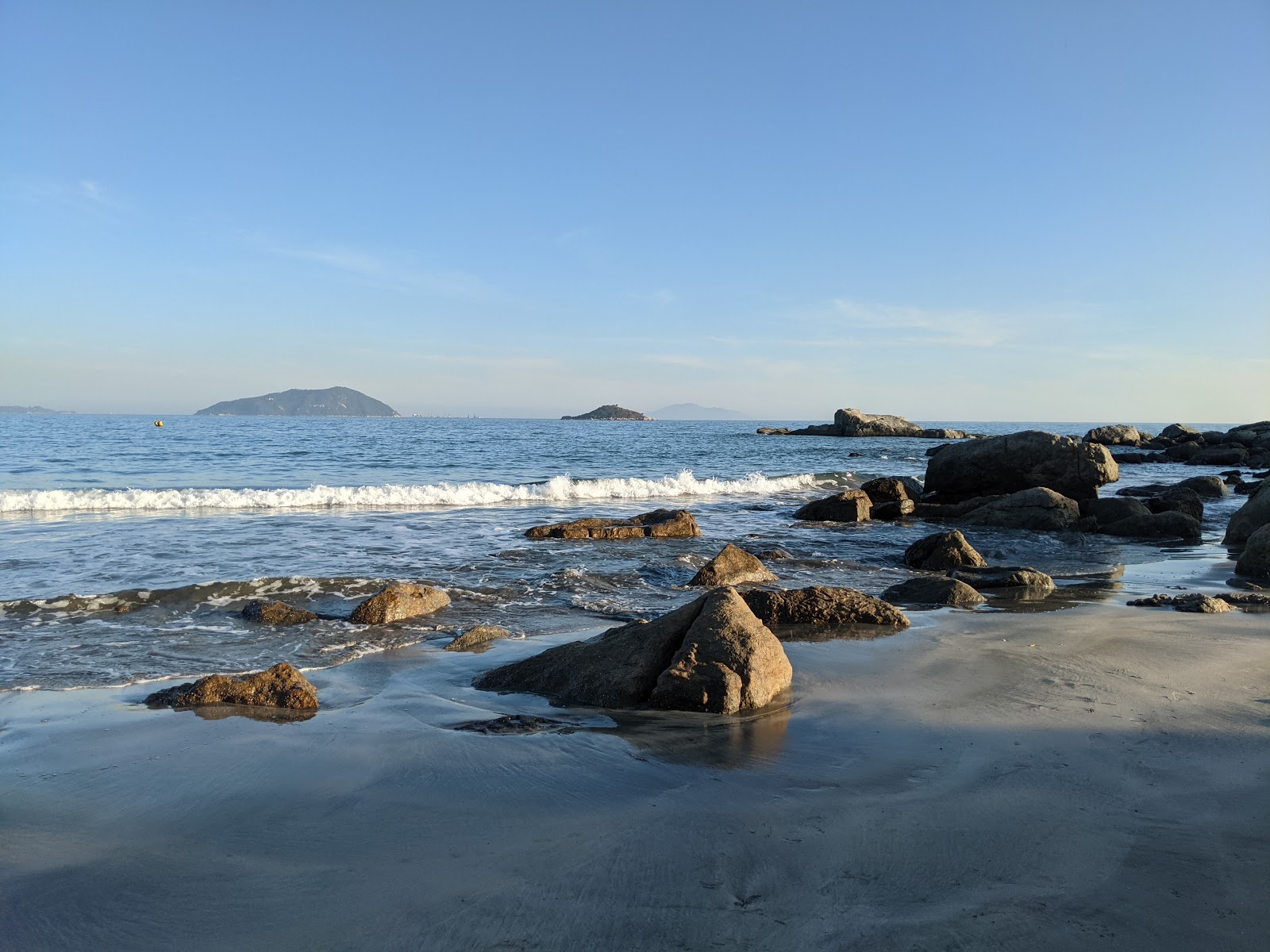 Zdjęcie Tong Fuk Beach obszar udogodnień