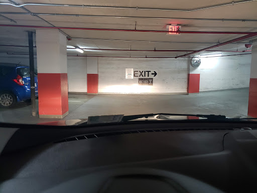 Auto Repair Shop «Koons Collision Repair Center», reviews and photos, 5800 Edsall Rd, Alexandria, VA 22304, USA