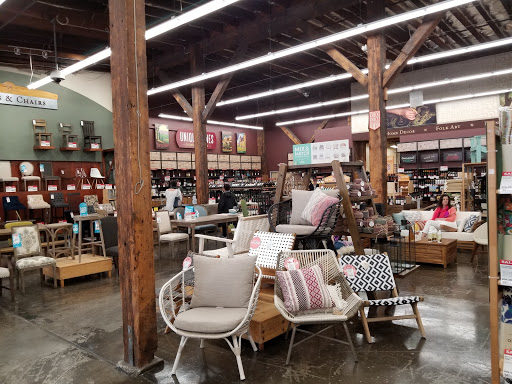 Garden furniture shop Oakland