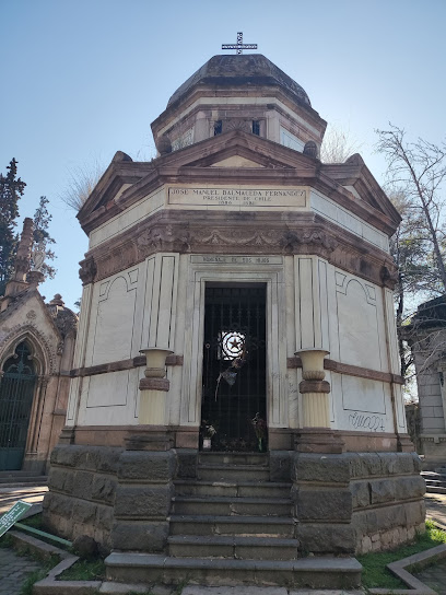 Mausoleo de José Manuel Balmaceda