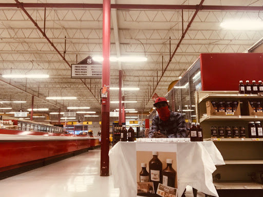 Supermarket «Foodland», reviews and photos, 103 W 1st St, Tuscumbia, AL 35674, USA