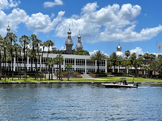 Tampa Riverwalk at Curtis Hixon Waterfront Park