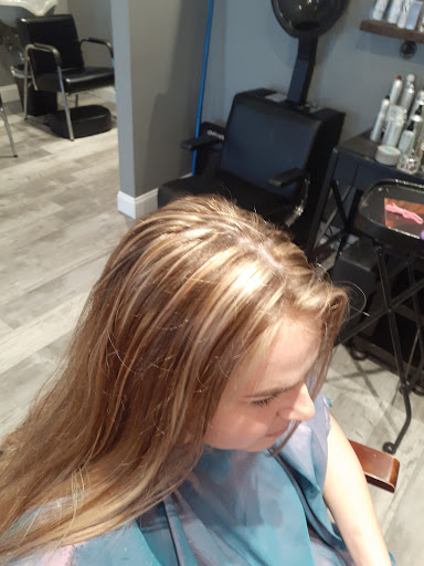 Beauty Salon «Salon 131», reviews and photos, 13049 Park Blvd N, Seminole, FL 33776, USA
