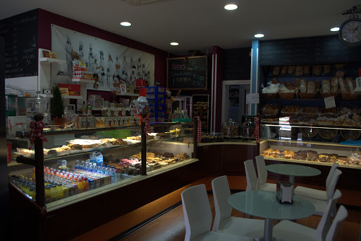 Pastelería Nicoleta en Navalcarnero, Madrid