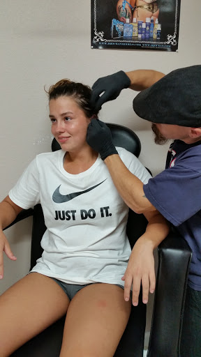 Tattoo Shop «Wicked Parrot Tattoo», reviews and photos, 1085 Colington Rd, Kill Devil Hills, NC 27948, USA