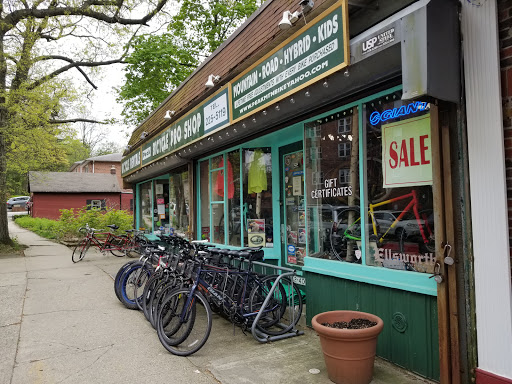Bicycle Store «Peak Bicycle Pro Shop», reviews and photos, 42-42 235th St, Douglaston, NY 11363, USA