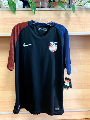 Sporting Goods Store «Soccer Mundial Sporting Goods», reviews and photos, 5805 S Gessner Rd, Houston, TX 77036, USA