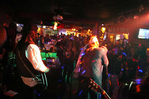 Bar & Grill «Rockn Angels Bar Restaurant, Karaoke & Live Music», reviews and photos, 7200 N Dixie Hwy, Boca Raton, FL 33487, USA