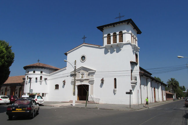 Opiniones de Templo Parroquial de Santa Cruz en Santa Cruz - Iglesia
