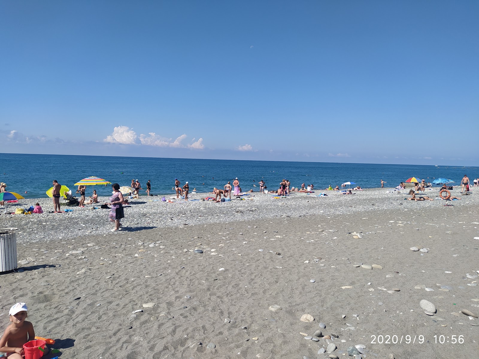 Foto di Loo beach e l'insediamento