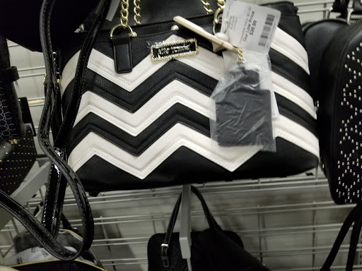 Department Store «Burkes Outlet», reviews and photos, 1389 Nashville Rd, Franklin, KY 42134, USA