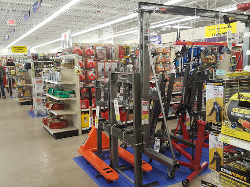 Hardware Store «Harbor Freight Tools», reviews and photos, 1640 75th St, Downers Grove, IL 60516, USA