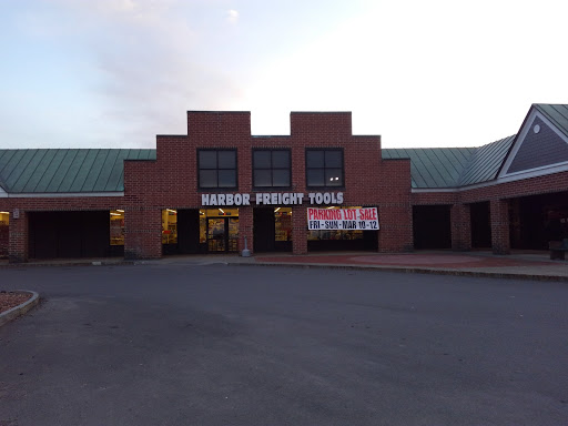 Hardware Store «Harbor Freight Tools», reviews and photos, 1770 Central Ave STE 4, Albany, NY 12205, USA