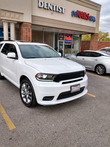 Larry Roesch Chrysler Jeep Dodge RAM, 200 W Grand Ave, Elmhurst, IL 60126, USA, 