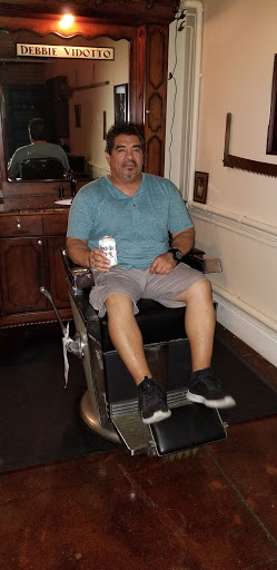 Barber Shop «The Good Life Barber Shop», reviews and photos, 201 E 5th St #100b, Austin, TX 78701, USA