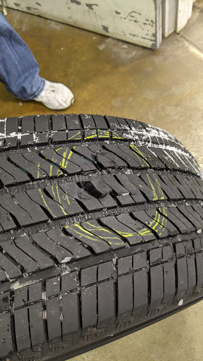 Used Car Dealer «Billion Auto - Buick GMC of Des Moines», reviews and photos, 9060 Hickman Rd, Clive, IA 50325, USA