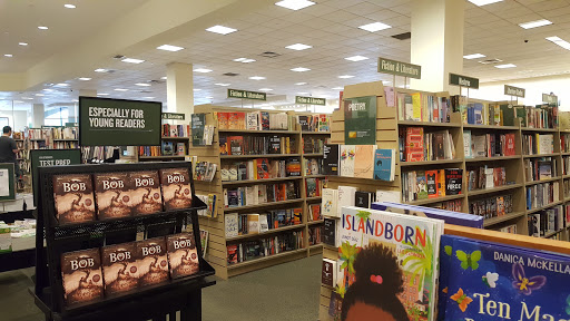 Book Store «Barnes & Noble», reviews and photos, 6646 Loisdale Rd, Springfield, VA 22150, USA