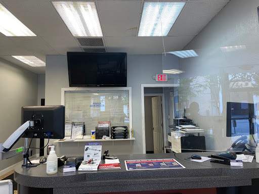 Tire Shop «The Tire Choice (formerly McGee Auto Service and Tires)», reviews and photos, 601 N Morgan St, Tampa, FL 33602, USA